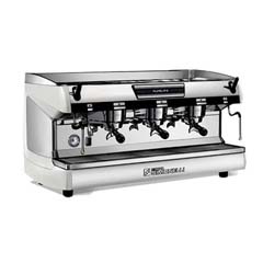Nuova Simonelli Aurelia II T3 Yarı Otomatik Espresso Kahve Makinesi, 3 Gruplu