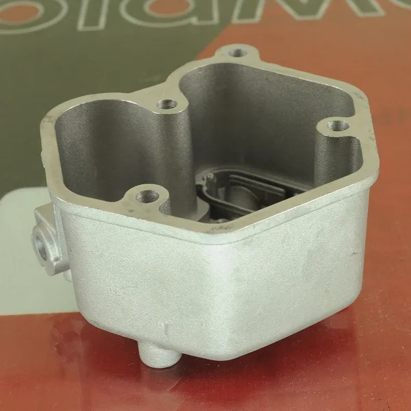 Kama / Kipor Külbütör Kapağı Komple Sağ KD2V86 KM2V86 KD2V86F-03002