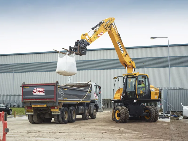 JCB JS175W Lastik Tekerlekli Ekskavatör