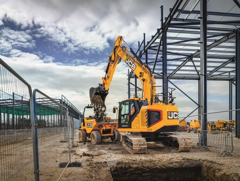 JCB 245XR Paletli Ekskavatör