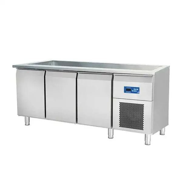 Öztiryakiler Soğuk Servis Bankosu 240x70 cm