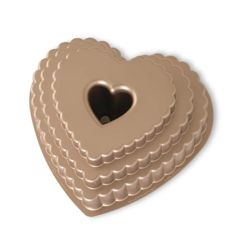 Nordicware Kalp Bundt Kek Kalıbı