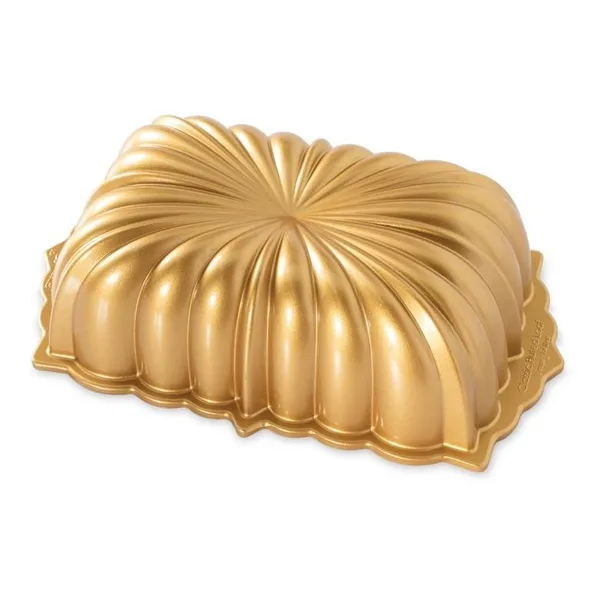 NordicWare Klasik Çizgili Kek Kalıbı