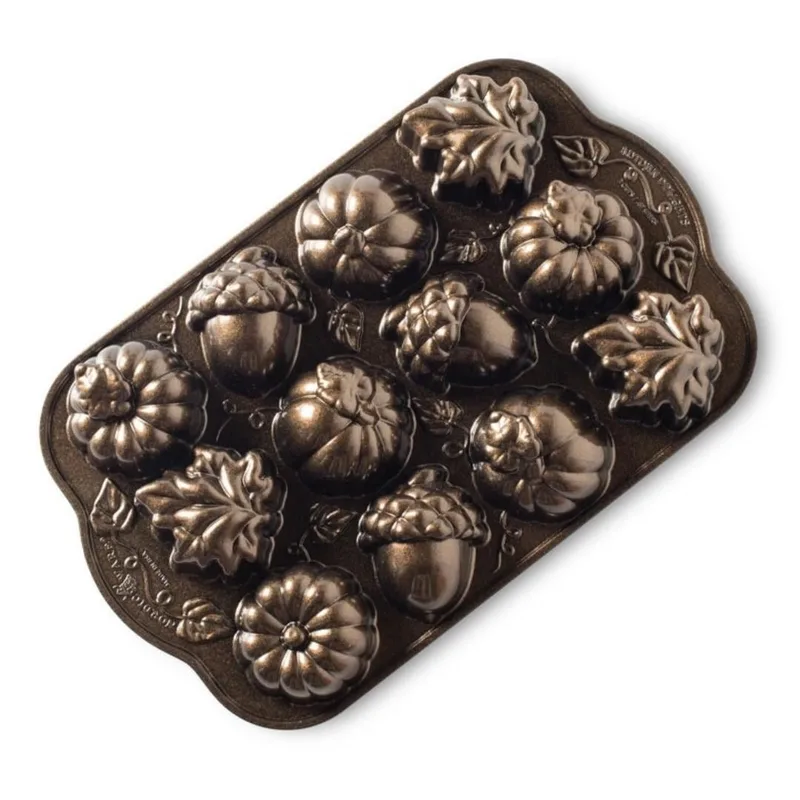 Nordicware Mini Balkabakları Kek Kalıbı