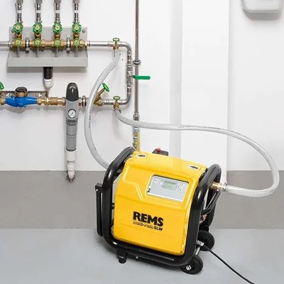 Elektronik temizleme ve basınç kontrol ünitesi, kompresörlü REMS Multi-Push