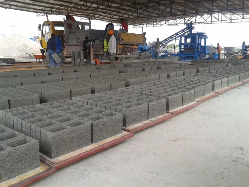 Conmach BlockKing 25MS-MD Briket Makinesi