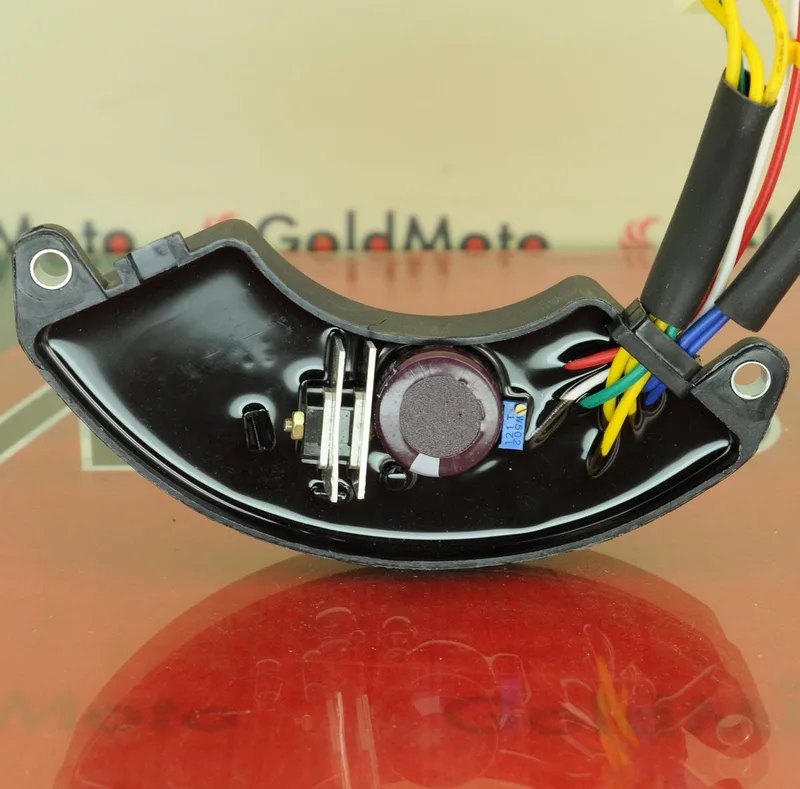 Avr Trifaze 450V 680uF Büyük Kondansatörlü 7 Kablolu 7800T-00008