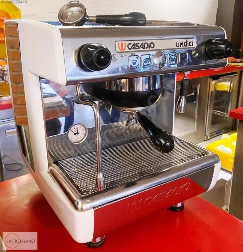 CASADIO UNDICI A1 TAM OTOMATİK ESPRESSO MAKİNESİ