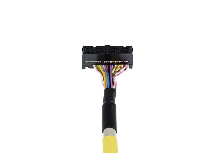706-3057/300-100 Schneider TSX için; 16 dijital giriş veya çıkış; Uzunluk: 1 m; İletken kesiti: 0,14 mm²