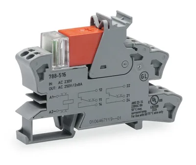AC V, 2x8 A, soketli