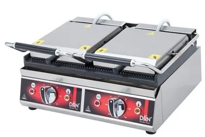 DRN  8+8 Dilim Tost Makinesi Çift Kapaklı Elektrikli 50x40x25 Cm DRNTTE-88