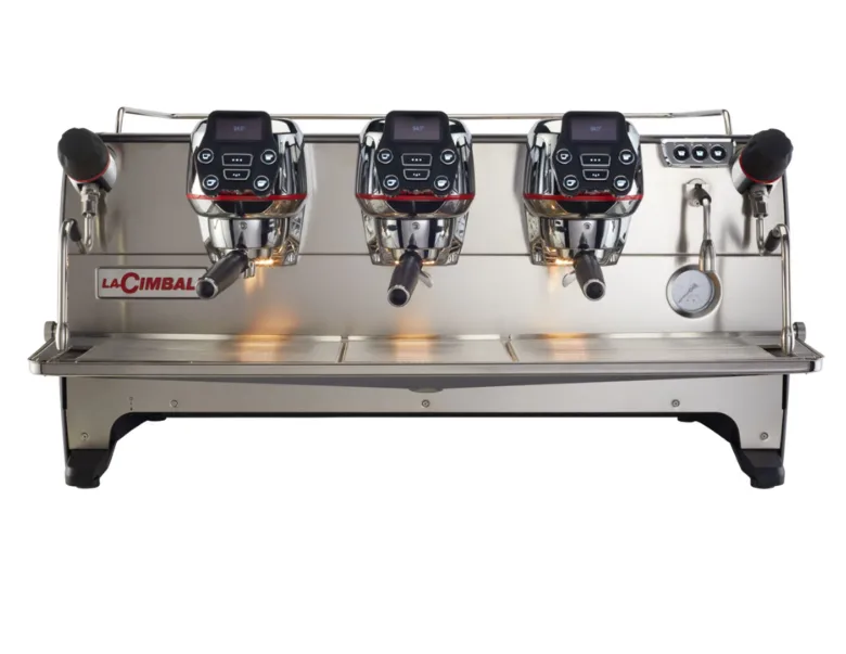 La Cimbali M200 GT1 DT3 3 Gruplu Tam Otomatik Espresso Kahve Makinesi