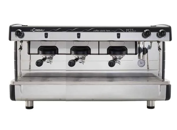 La Cimbali M23 UP C/3 Yarı Otomatik Espresso Kahve Makinesi 3 Gruplu