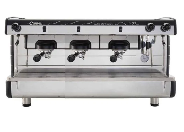 La Cimbali M23 UP C/3 Yarı Otomatik Espresso Kahve Makinesi 3 Gruplu
