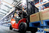 Vi İstif EFLA251B 3 Tekerlekli Forklift - Görsel 3