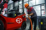 Vi İstif EFL203(P) 3 Tekerlekli Forklift - Görsel 10