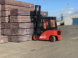 Vi İstif CPD45/50F8 3 Tekerlekli Forklift - Görsel 2