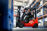 Vi İstif EFLA251B 3 Tekerlekli Forklift - Görsel 6