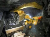 Caterpillar R1700 Yeraltı Yükleyici ve Kamyon - Görsel 2