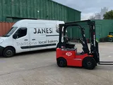 Vi İstif EFL181 3 Tekerlekli Forklift - Görsel 9