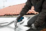 Bosch Professional GSC 12V-13 2 Ah Çift Akülü Sac Kesme Makinesi - L-boxx Çantalı - Görsel 3