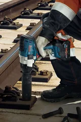 Bosch Professional GDS 18V-1000 (Solo) Akülü Darbeli Somun Sıkma Makinesi - Görsel 2