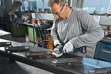Bosch Professional GWS 18V-10 (Solo) Akülü Taşlama Makinesi (125mm) - Görsel 3