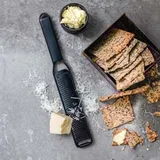 Microplane Black Sheep Zester, Siyah Çelik - Görsel 2