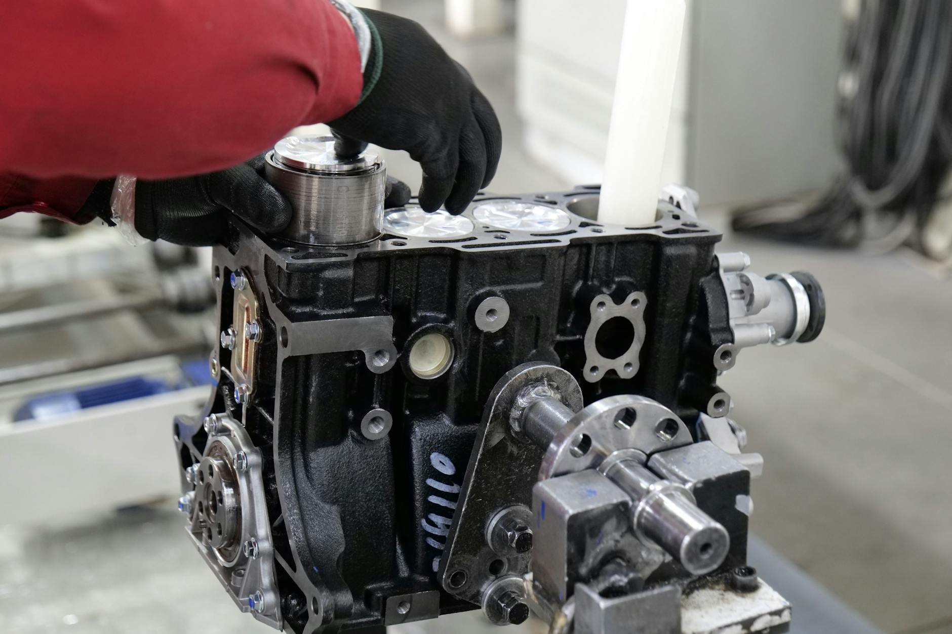 Motor fabrika üretim