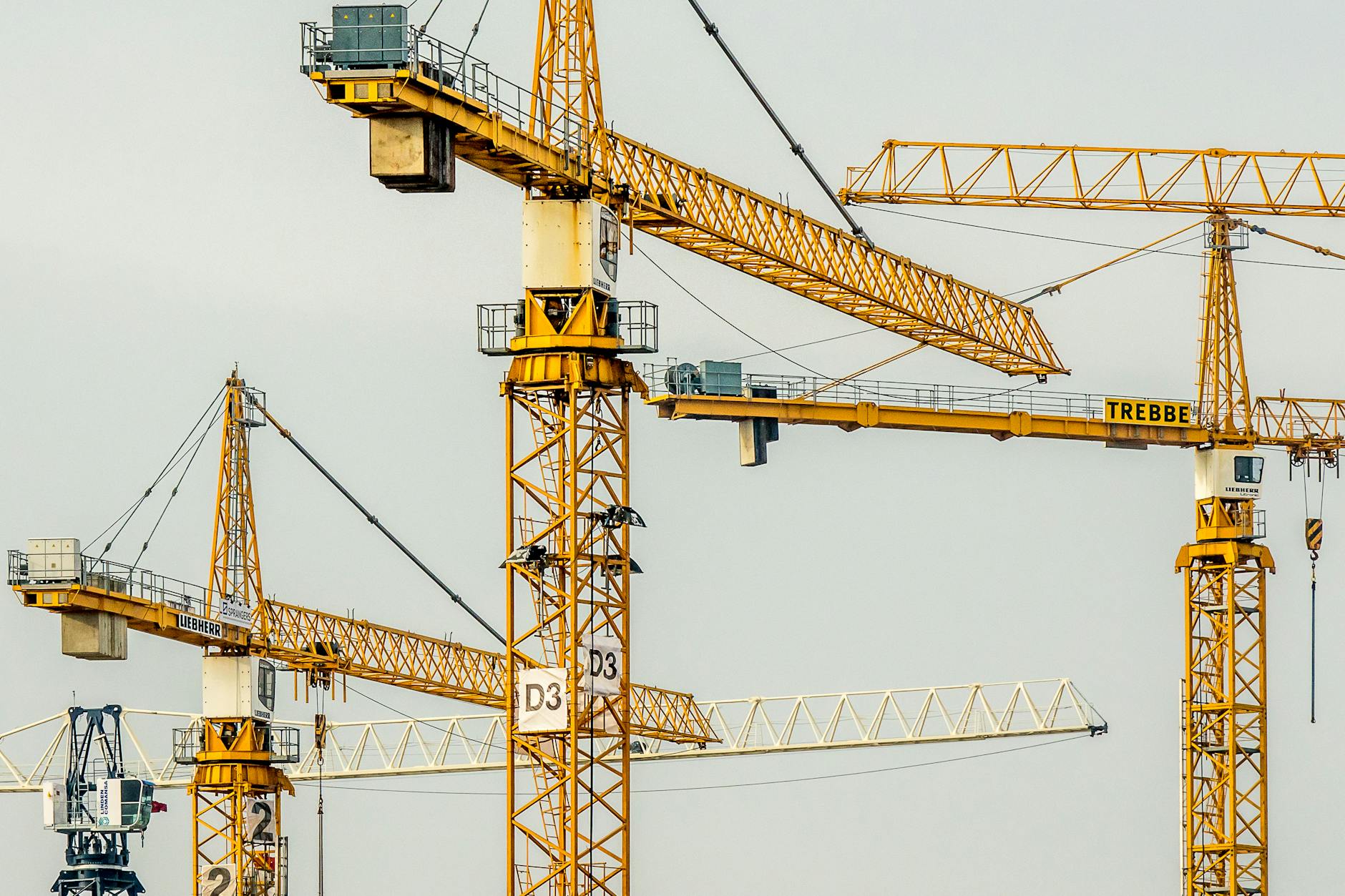 tower crane construction site