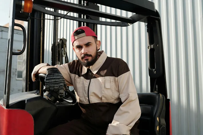 Forklift bakımcı