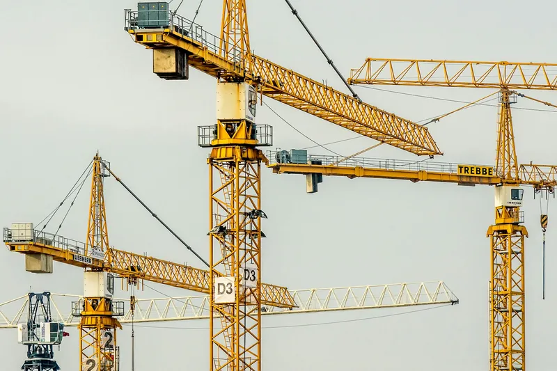 tower crane construction site
