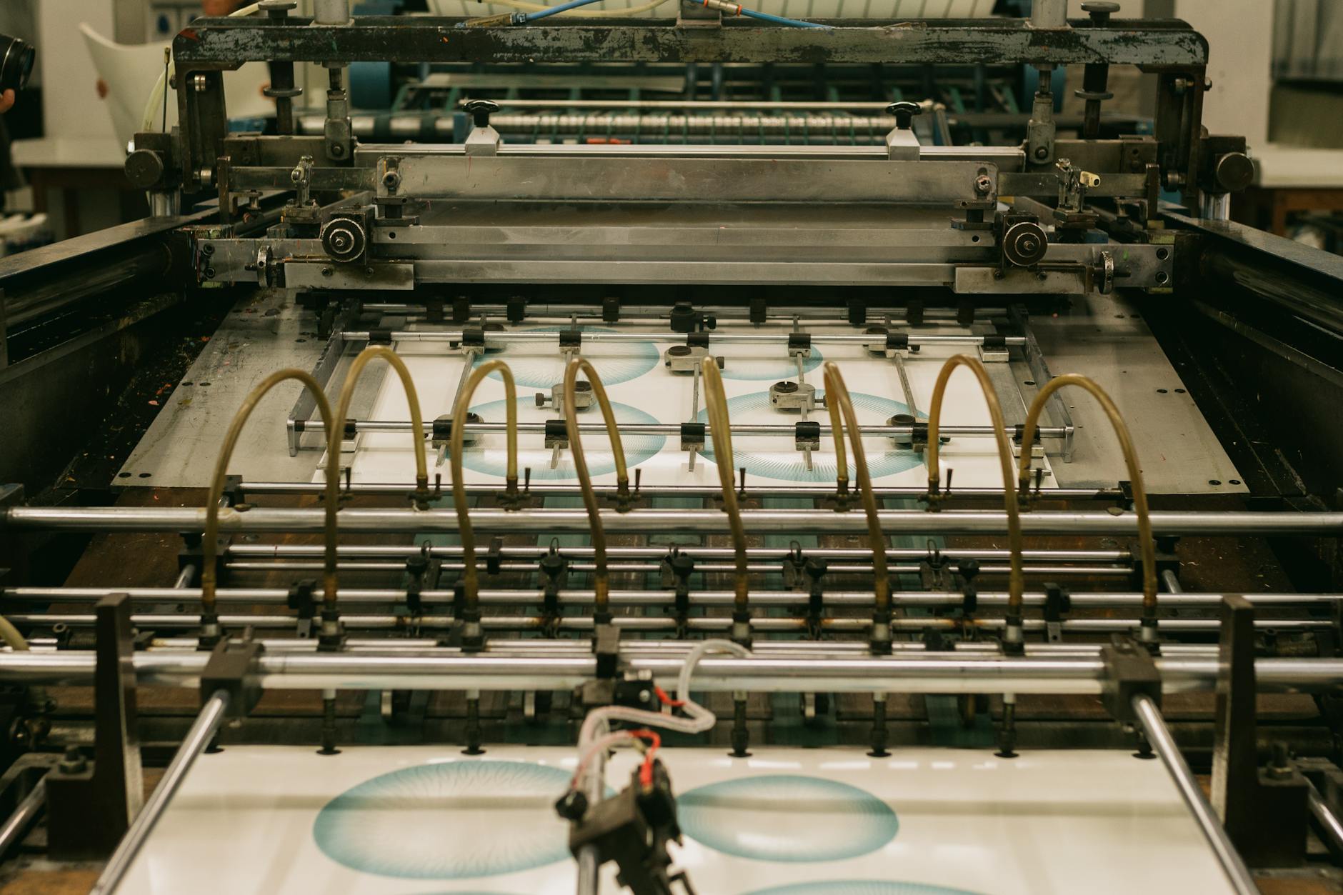 Türkiye Matbaa ve Baskı Makineleri 2026 Rehberi: PPWR, Drupa Sonrası Lansmanlar ve Hibrit Üretime Geçiş İçin Yatırım Pusulası
