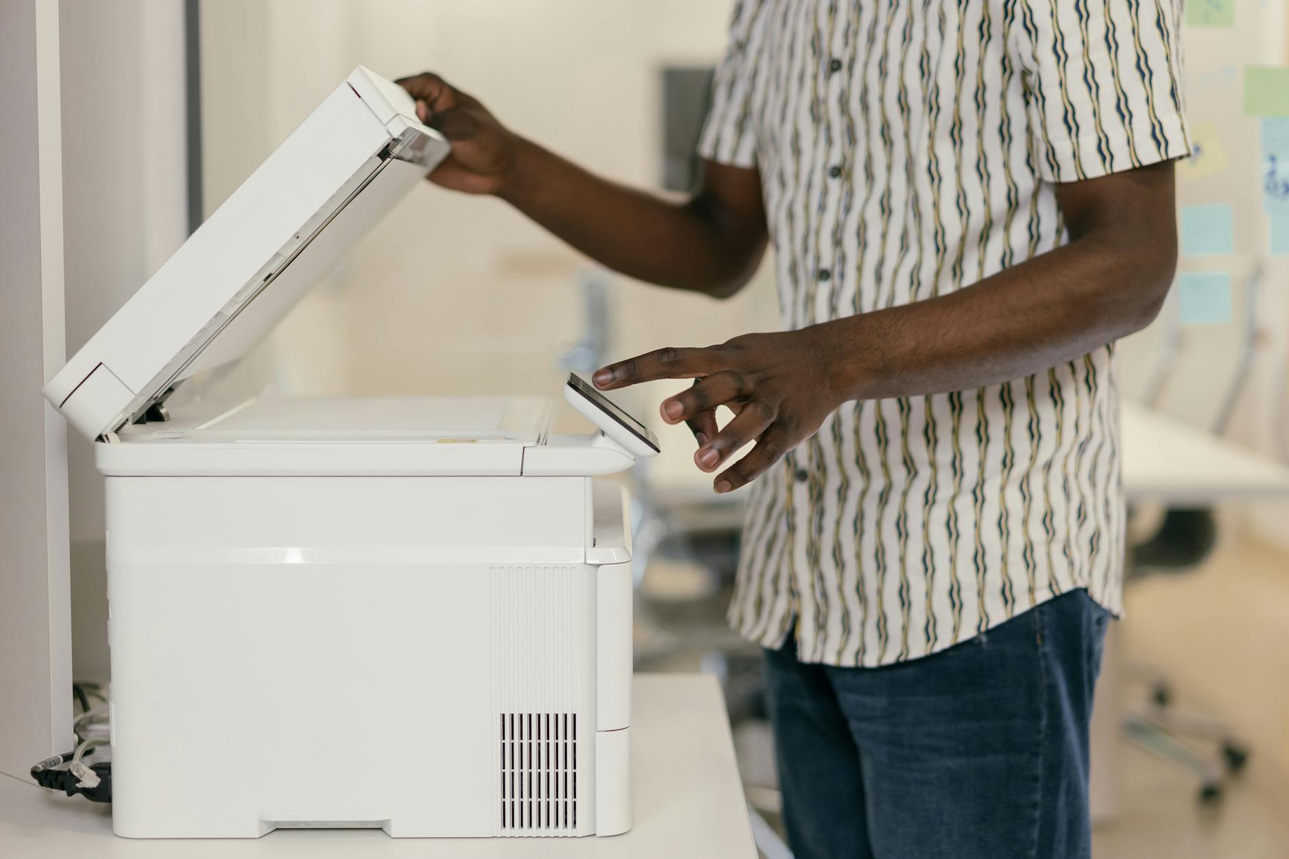 Web2Print ve MIS Yönetimi: Tharstern, Optimus dash ve Vpress ile Müşteri Talebinden Üretime Sıfır Sürtünme